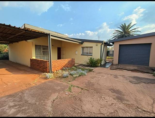 3 BEDROOM HOUSE FOR SALE IN LAUDIUM